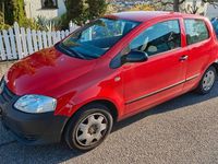 Gebraucht VW Fox 54 PS (39 kW) 2008 Rot Kleinwagen