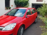 Gebraucht Opel Astra Edition 116 PS (85 kW) 2009 Rot Kombi