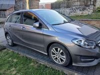 Gebraucht Mercedes B180 122 PS (89 kW) 2015 Grau Van / Kleinbus