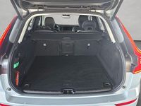 Gebraucht Volvo XC60 Plus 197 PS (144 kW) 2024 Grau SUV