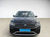 Gebraucht VW Tiguan Allspace Elegance 200 PS (147 kW) 2023 Deep black perleffekt (metallic) SUV