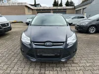 Gebraucht Ford Focus Trend 125 PS (91 kW) 2011 Grau Limousine