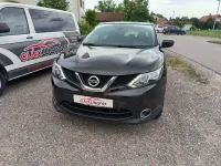 Gebraucht Nissan Qashqai Acenta 116 PS (85 kW) 2017 Schwarz SUV