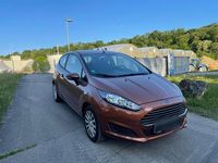 Gebraucht Ford Fiesta Trend 82 PS (60 kW) 2015 Braun Kleinwagen
