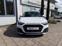 Gebraucht Audi A1 S-Line 200 PS (147 kW) 2019 Gletscherweiß metallic SUV