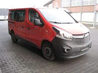 Gebraucht Opel Vivaro 125 PS (91 kW) 2016 Magma rot (b) Van / Kleinbus