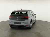 Gebraucht VW ID.3 Pro Performance 150 kW (204 PS) 2021 Mondsteingrau/ dach schwarz Kleinwagen
