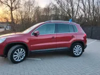 Gebraucht VW Tiguan 140 PS (102 kW) 2010 Rot SUV