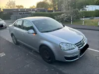 Gebraucht VW Jetta 150 PS (110 kW) 2006 Grau Limousine