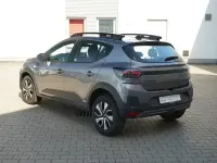 Neu Dacia Sandero Expression 110 PS (80 kW) 2026 Grau SUV