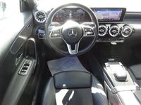 gebraucht Mercedes A180 Aut. Edition 19 TotwAss RKam Sound DAB TLedr CarPlay Shz
