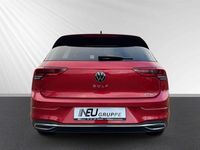 Gebraucht VW Golf VIII Active 110 PS (80 kW) 2021 Rot Limousine