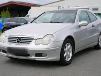 Gebraucht Mercedes C180 143 PS (105 kW) 2002 Silber Coupé