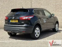 Gebraucht Nissan Qashqai 131 PS (96 kW) 2015 Schwarz SUV