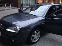 Gebraucht Ford Mondeo Ghia 170 PS (125 kW) 2004 Grau metallic Kombi
