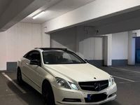 Gebraucht Mercedes E350 265 PS (194 kW) 2012 Weiß Coupé
