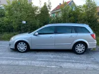 Gebraucht Opel Astra Edition 120 PS (88 kW) 2007 Silber Kombi