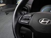 Gebraucht Hyundai i10 Trend 67 PS (49 kW) 2024 Grün Kleinwagen