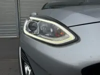 Gebraucht Ford Fiesta Active 101 PS (74 kW) 2018 Silber Kleinwagen