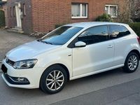 Gebraucht VW Polo LOUNGE 90 PS (66 kW) 2015 Weiß Kleinwagen