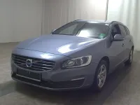 Używany Volvo V60 Kinetic 150 KM (110 kW) 2017 Niebieski Kombi