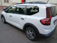 Gebraucht Dacia Jogger Essentiel 110 PS (80 kW) 2024 Weiß Van / Kleinbus