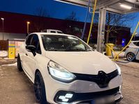 Gebraucht Renault Clio IV R.S. 200 PS (147 kW) 2016 Weiß Kleinwagen