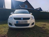 Gebraucht Suzuki Swift 94 PS (69 kW) 2014 Weiß Kleinwagen