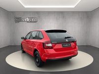 Gebraucht Skoda Rapid Style 105 PS (77 kW) 2015 Rot Kleinwagen