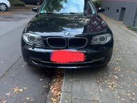Gebraucht BMW 116 122 PS (89 kW) 2009 Schwarz Kleinwagen