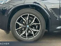 Gebraucht BMW X3 M Sport 184 PS (135 kW) 2023 Carbonschwarz metallic SUV