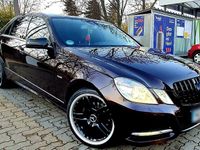 Gebraucht Mercedes E200 184 PS (135 kW) 2011 Braun Limousine