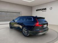 Gebraucht Volvo V60 Core 197 PS (144 kW) 2023 Schwarz Kombi