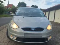 Gebraucht Ford Galaxy 116 PS (85 kW) 2009 Gold Van / Kleinbus