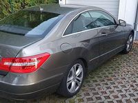 Gebraucht Mercedes E200 Avantgarde 184 PS (135 kW) 2013 Grau Coupé