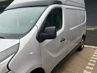 Usata Renault Trafic 145 CV (106 kW) 2018 Argento Monovolume