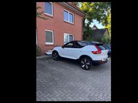 Second-hand Volvo XC40 169 kW (231 CP) 2022 Alb SUV