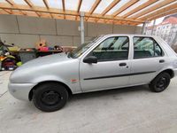 Gebraucht Ford Fiesta 75 PS (55 kW) 1999 Silber Kleinwagen