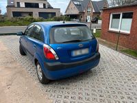 Second-hand Kia Rio 97 CP (71 kW) 2007 Albastru Hatchback