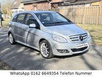 Gebraucht Mercedes B180 109 PS (80 kW) 2010 Silber Van / Kleinbus