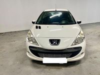 Gebraucht Peugeot 206 73 PS (53 kW) 2012 Weiß Limousine
