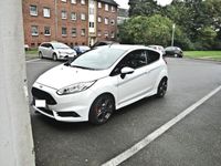 gebraucht Ford Fiesta Fiesta1.6 EcoBoost mit Leder-Sport-Paket ST