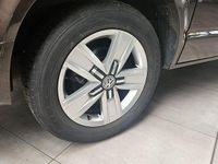 Gebraucht VW Multivan Comfortline 150 PS (110 kW) 2017 Braun Van / Kleinbus