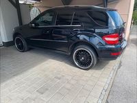 Gebraucht Mercedes ML350 231 PS (169 kW) 2011 Schwarz SUV