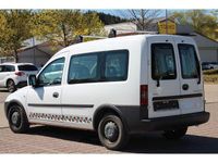 Second-hand Opel Combo 75 CP (55 kW) 2010 Alb Monovolum