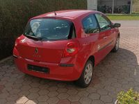 Gebraucht Renault Clio III 75 PS (55 kW) 2008 Rot Kleinwagen