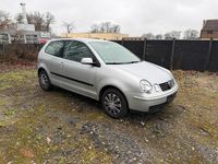 Gebraucht VW Polo 60 PS (44 kW) 2003 Silber Kleinwagen
