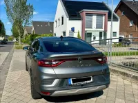 Gebraucht Renault Arkana Techno 143 PS (105 kW) 2024 Silber SUV