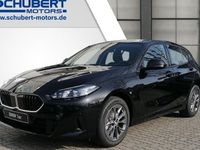Neu BMW 116 122 PS (89 kW) 2026 Schwarz Kleinwagen