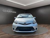 Gebraucht Toyota Aygo Cool 68 PS (50 kW) 2013 Silber Kleinwagen
